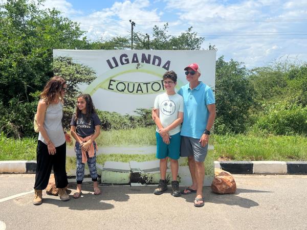 Uganda family safari holiday, all inclusive 