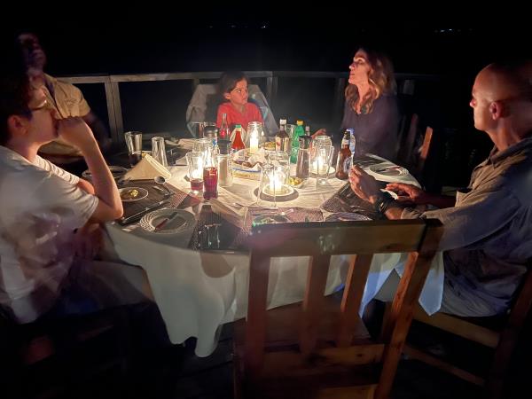 Uganda family safari holiday, all inclusive 