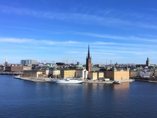 Self-guided cycling tour, Sweden