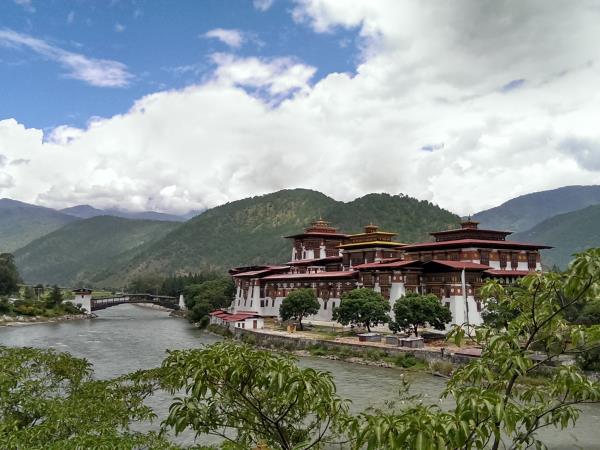 Essential Bhutan 14 day tour