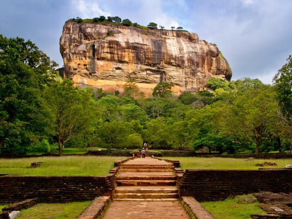 Sri Lanka culture and wildlife boutique holiday