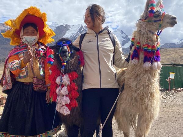 Teaching and family volunteering in Peru 