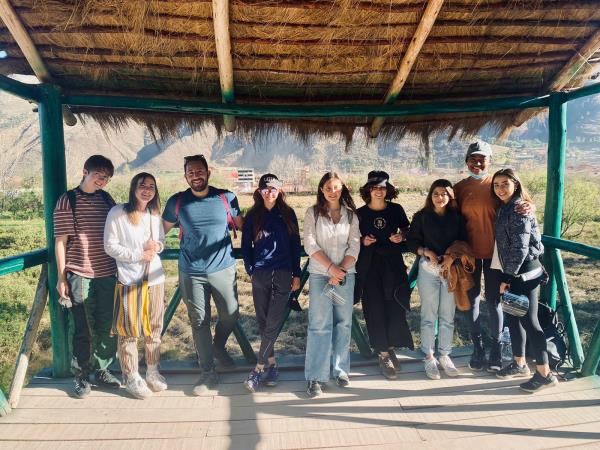 Teaching and family volunteering in Peru 