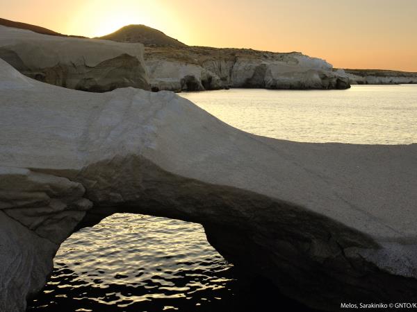 Cyclades Islands holiday, off the beaten track in Greece
