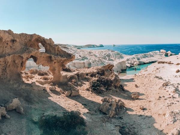 Cyclades Islands holiday, off the beaten track in Greece