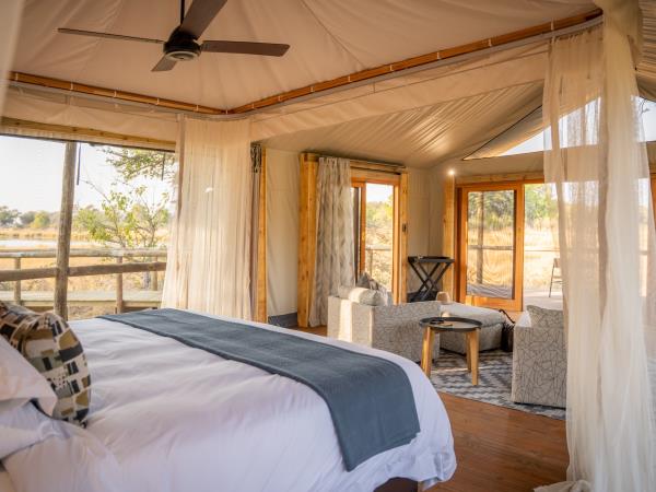 Nxai Pan and Okavango Delta safari, Botswana