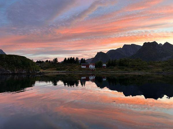 Lofoten swimming holiday in Norway