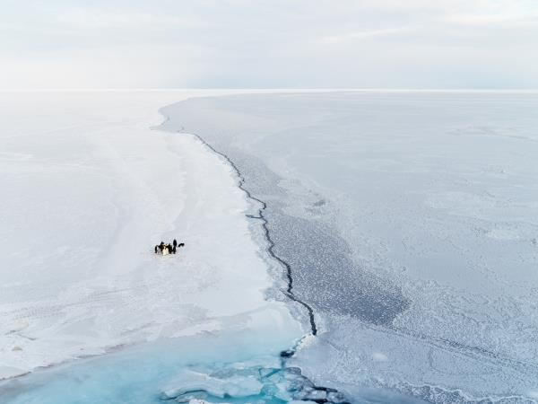 Antarctica semi-circumnavigation cruise