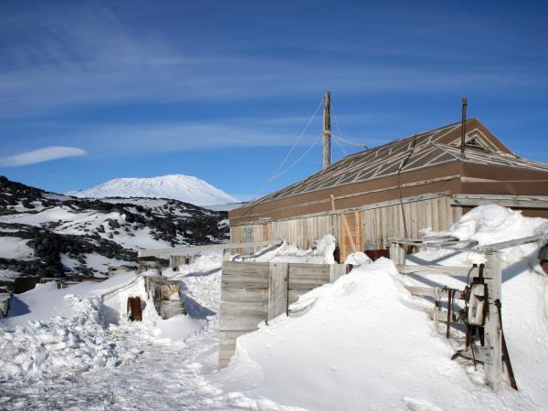 Antarctica semi-circumnavigation cruise