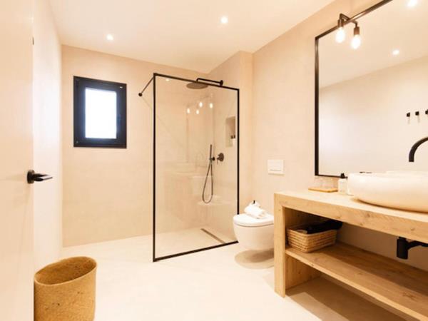Luxury boutique Health & fitness retreat in Spain