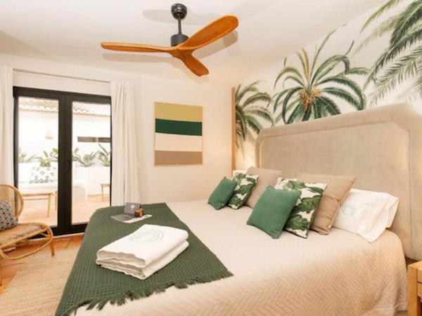 Luxury boutique Health & fitness retreat in Spain