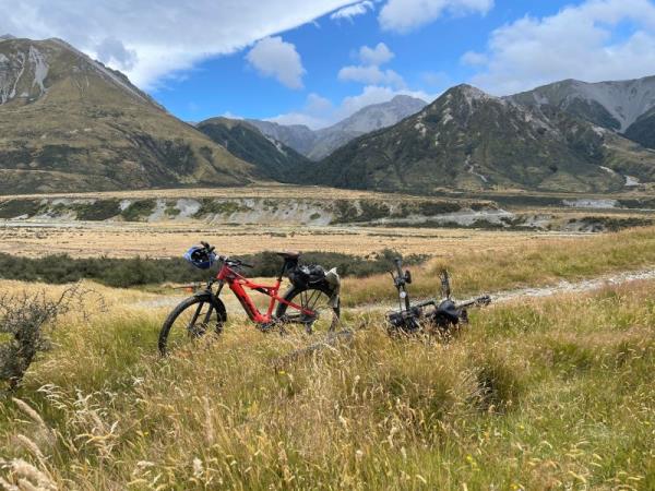 Canterbury cycling tour, Peaks to Plains