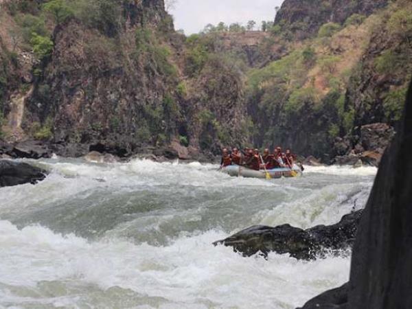 Zimbabwe safari for families with teenagers