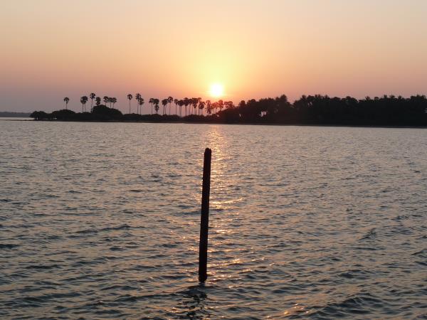 Sri Lanka summer family holiday