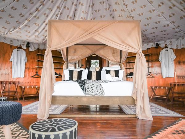 Botswana Delta and Kalahari Luxury safari for families