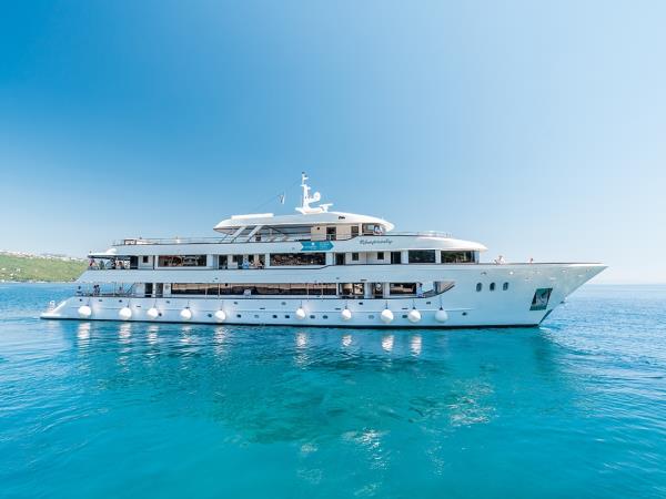 Luxury small ship cruise in Croatia