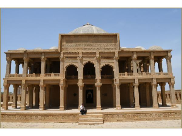 Pakistan architecture and history tour