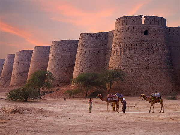 Southern Pakistan cultural tour for over 50s