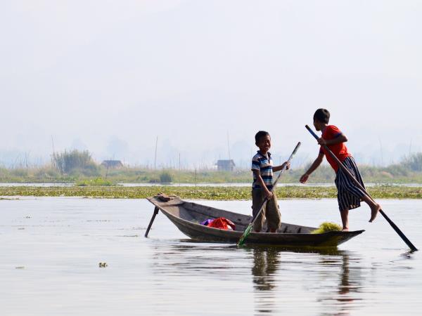 Myanmar cycling, birdwatching & culture tour