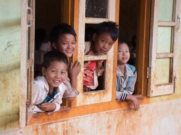 Myanmar cycling, birdwatching & culture tour