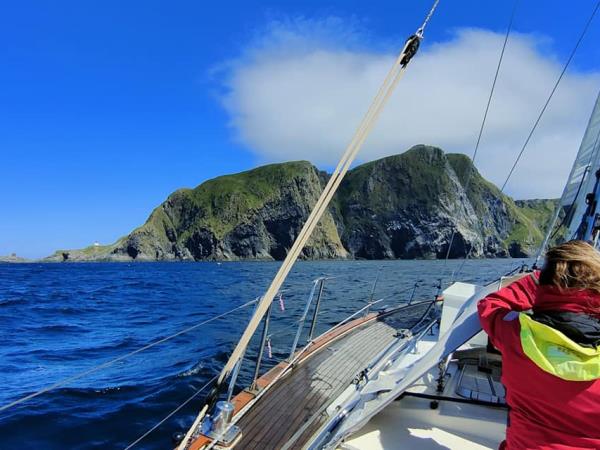 Hjorundfjord sailing holiday in Norway