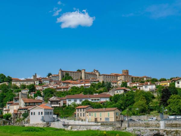 France culture and wellbeing holiday in Toulouse
