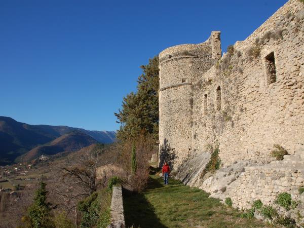 Provence walking and spa holiday, France
