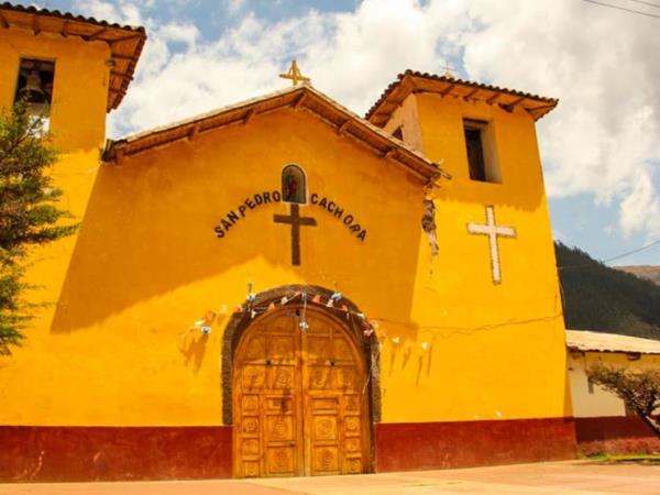 Choquequirao trek to Machu Picchu