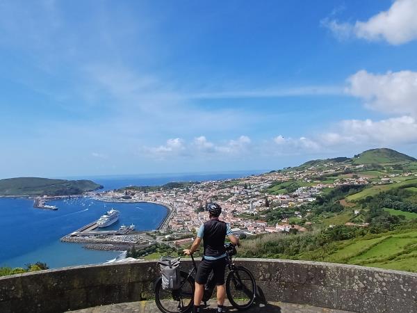 E-bike tour in Azores