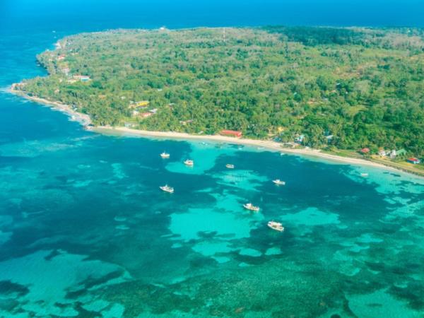 Nicaragua holiday, Cobbled Streets to Coral Reefs