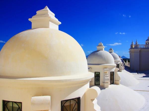 Nicaragua holiday, Cobbled Streets to Coral Reefs