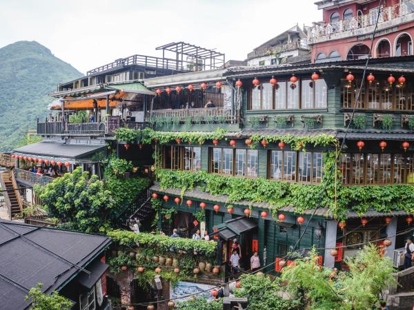 Taiwan 12 day small group tour