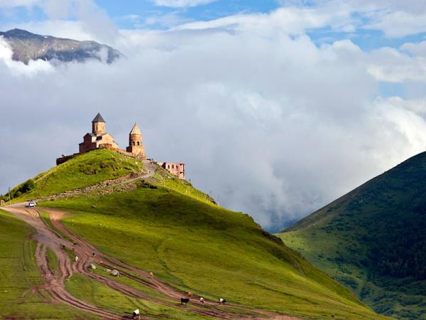Traditions of Georgia cultural tour
