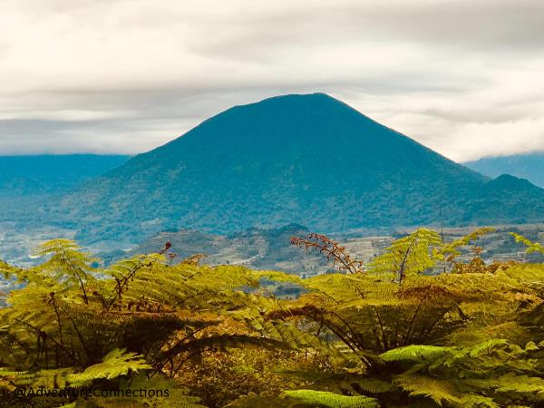 Rwanda hike, bike & kayak holiday