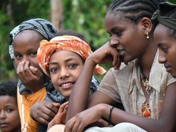 Community hiking in Gurage, Ethiopia