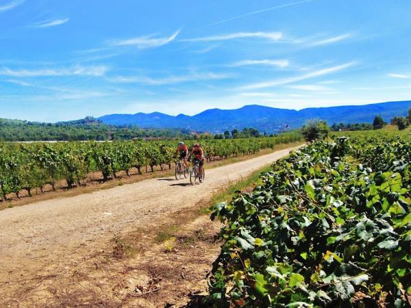 Girona cycling and food tour, Spain