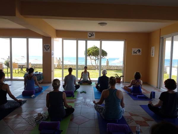 Meditation and painting holiday in Crete