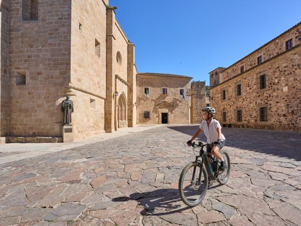 Extremadura cycling holiday, Spain