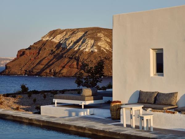 Athens and Santorini luxury small group holiday