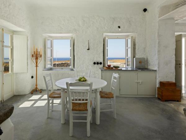 Athens and Santorini luxury small group holiday