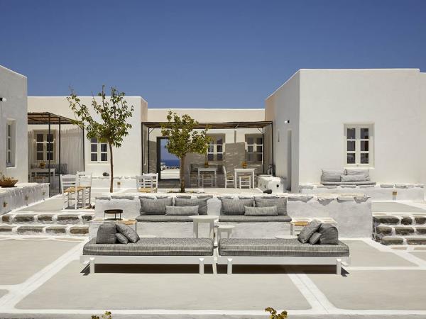 Athens and Santorini luxury small group holiday