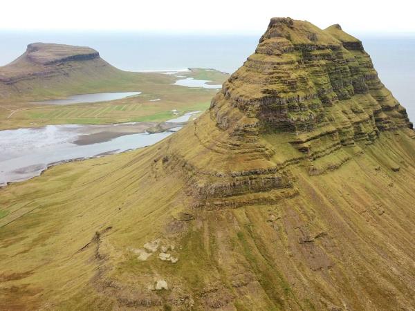 Iceland highland walking holiday, waterfalls & hot Springs