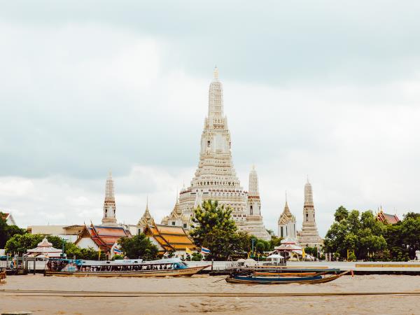 Thailand countryside tour, rivers & reef by train