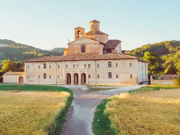 Paper sculpture holiday in Italy with Karen Olsen