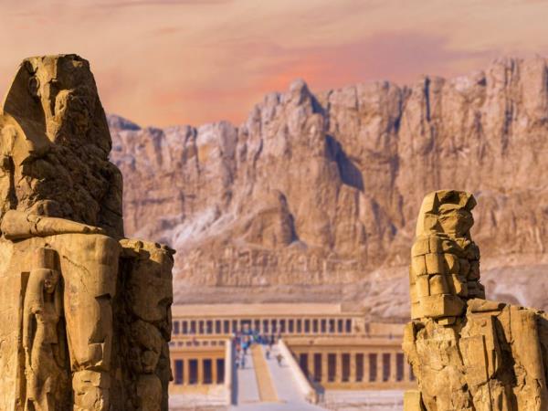 Luxury Nile cruise holiday & Cairo