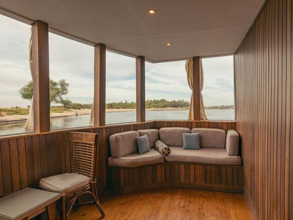 Luxury Nile cruise holiday & Cairo