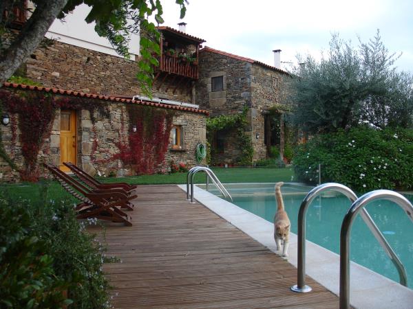 Douro valley by kayak holiday, across Portugal