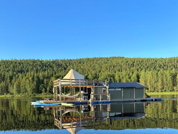 Luxury summer family activity holiday in Sweden