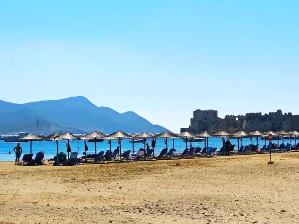 Holiday villas in Methoni, Greece