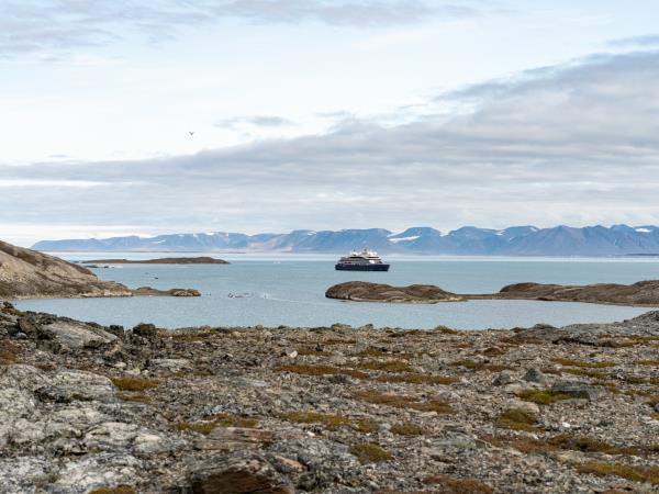 Luxury Spitsbergen expedition cruise